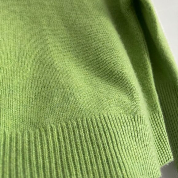 Wilfred Cashmere Turtleneck in Lime Green, size XS - Picture 2 of 6